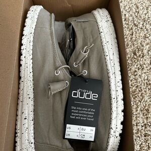 Hey Dude Wendy Grey.  NWT